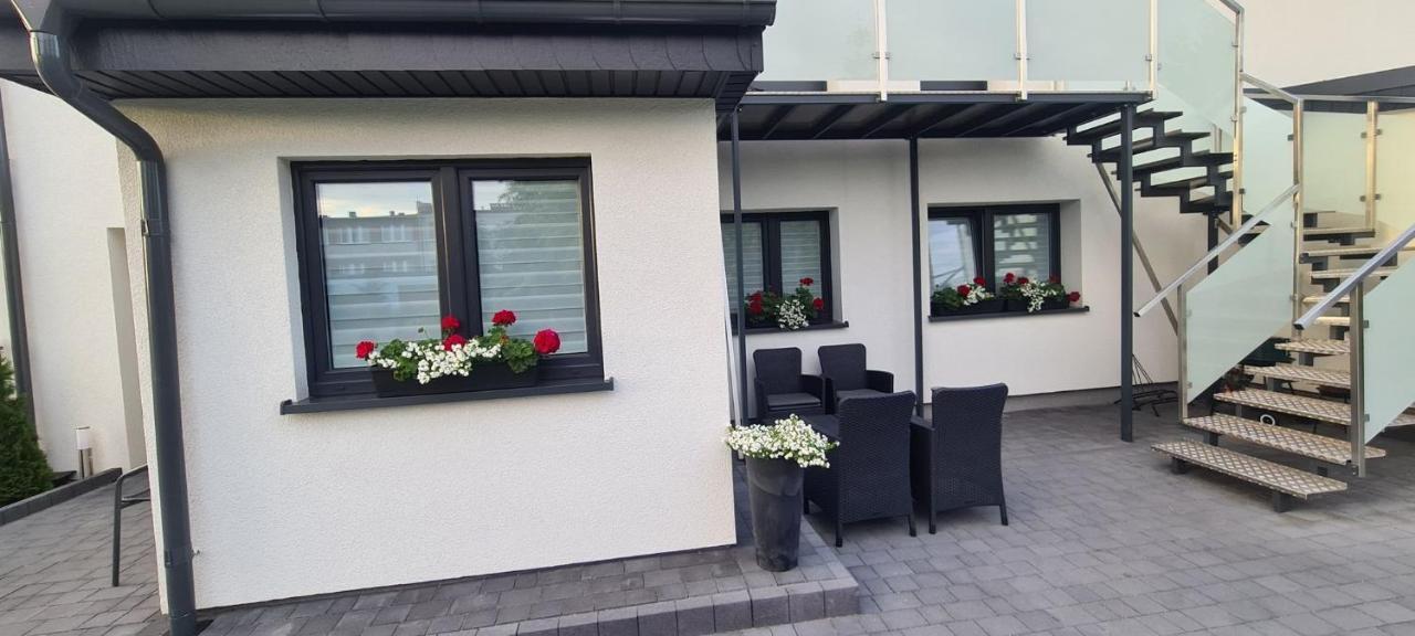 Apartamenty Happy Lębork Екстериор снимка